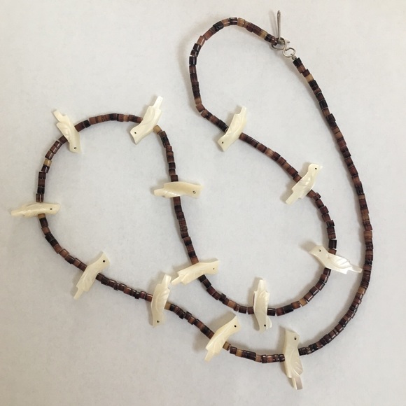 Native Navajo Heishi MOP bird fetish necklace - Picture 3 of 11
